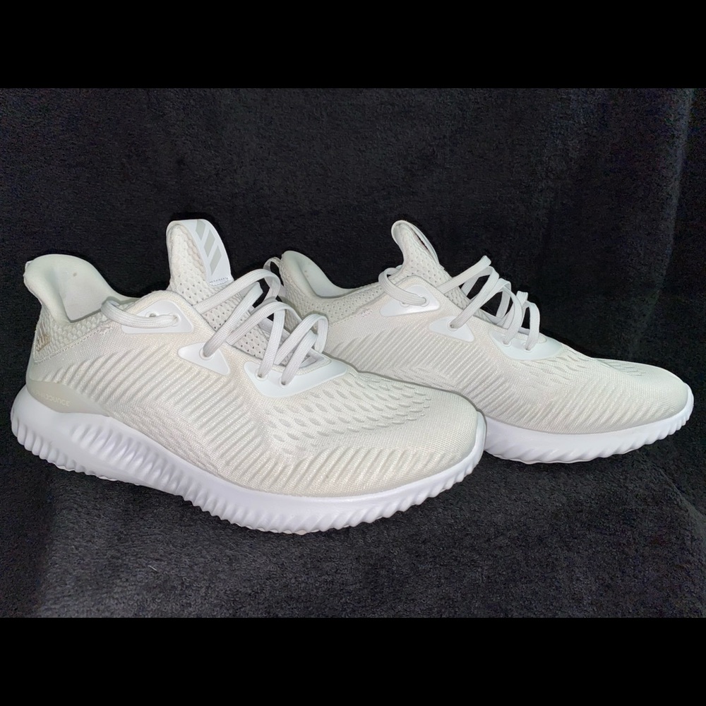 Adidas AlphaBounce
